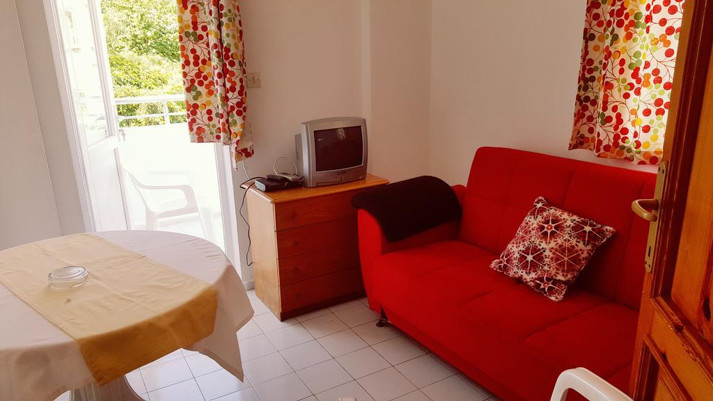إتْشميلير Tolan Apartments المظهر الخارجي الصورة